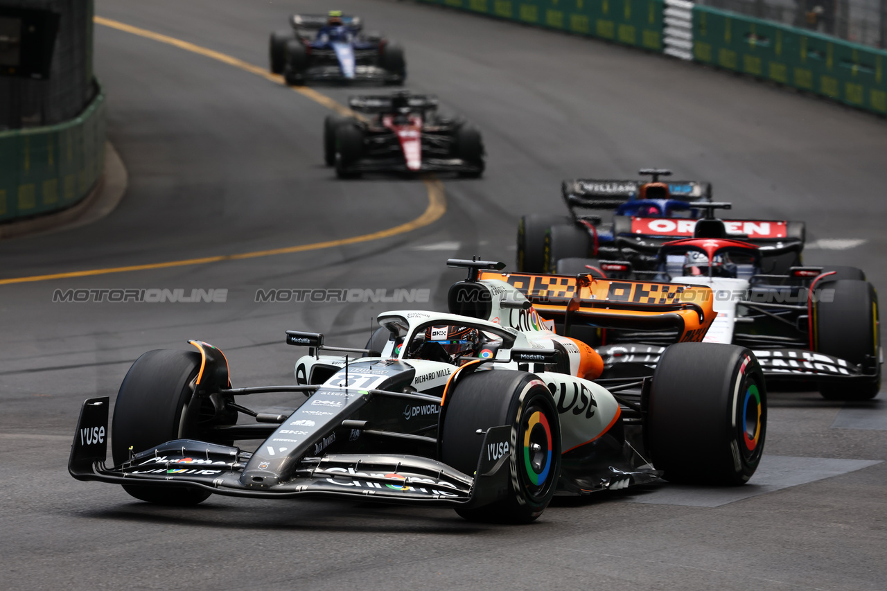 GP MONACO, Oscar Piastri (AUS) McLaren MCL60.

28.05.2023. Formula 1 World Championship, Rd 7, Monaco Grand Prix, Monte Carlo, Monaco, Gara Day.

- www.xpbimages.com, EMail: requests@xpbimages.com ¬© Copyright: Charniaux / XPB Images