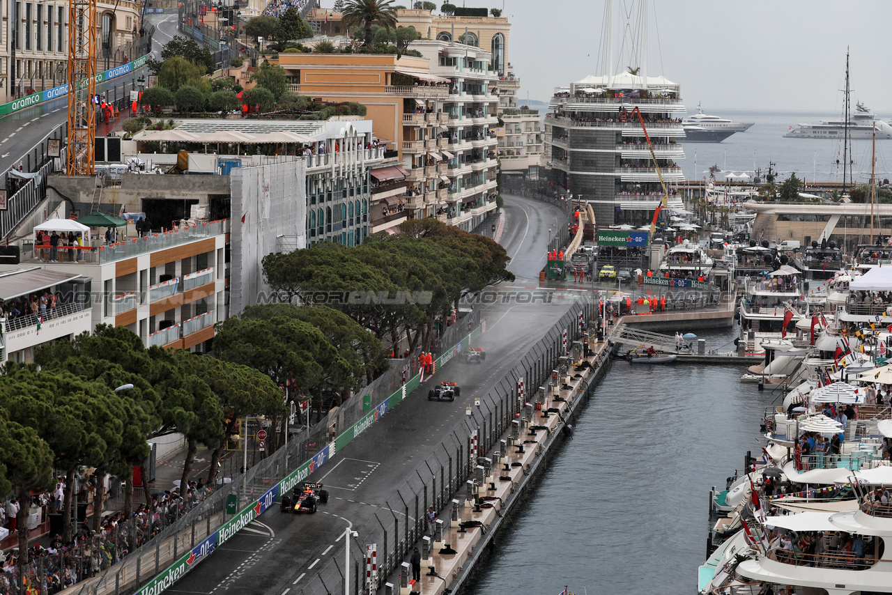 GP MONACO, Max Verstappen (NLD) Red Bull Racing RB19.

28.05.2023. Formula 1 World Championship, Rd 7, Monaco Grand Prix, Monte Carlo, Monaco, Gara Day.

- www.xpbimages.com, EMail: requests@xpbimages.com ¬© Copyright: Moy / XPB Images