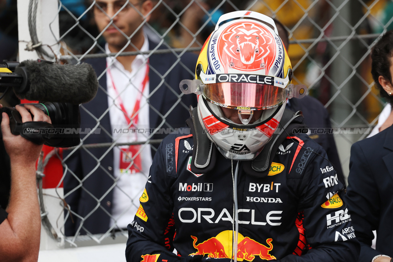 GP MONACO, Gara winner Max Verstappen (NLD) Red Bull Racing in parc ferme.

28.05.2023. Formula 1 World Championship, Rd 7, Monaco Grand Prix, Monte Carlo, Monaco, Gara Day.

- www.xpbimages.com, EMail: requests@xpbimages.com ¬© Copyright: Bearne / XPB Images