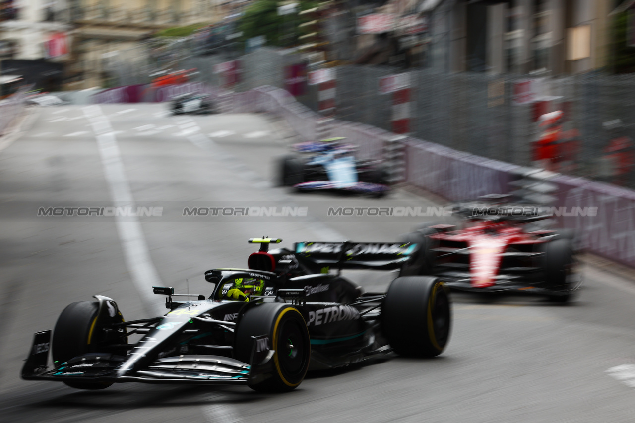 GP MONACO, Lewis Hamilton (GBR) Mercedes AMG F1 W14.

28.05.2023. Formula 1 World Championship, Rd 7, Monaco Grand Prix, Monte Carlo, Monaco, Gara Day.

 - www.xpbimages.com, EMail: requests@xpbimages.com ¬© Copyright: Coates / XPB Images