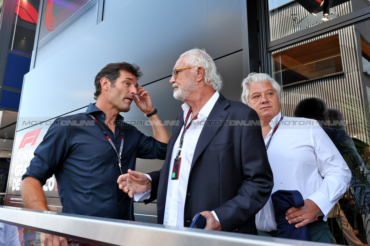 GP MONACO, (L to R): Mark Webber (AUS) Channel 4 Presenter with Flavio Briatore (ITA).

28.05.2023. Formula 1 World Championship, Rd 7, Monaco Grand Prix, Monte Carlo, Monaco, Gara Day.

- www.xpbimages.com, EMail: requests@xpbimages.com ¬© Copyright: Moy / XPB Images