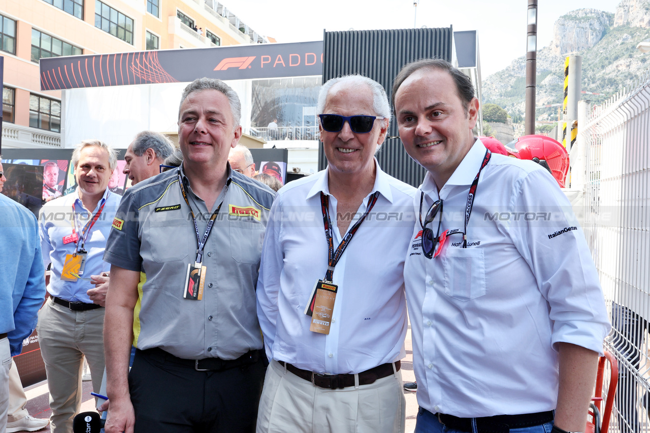 GP MONACO, (L to R): Mario Isola (ITA) Pirelli Racing Manager e Marco Tronchetti Provera (ITA) Pirelli Chairman with Matteo Lunelli (ITA) Ferrari Trento President e CEO.

28.05.2023. Formula 1 World Championship, Rd 7, Monaco Grand Prix, Monte Carlo, Monaco, Gara Day.

- www.xpbimages.com, EMail: requests@xpbimages.com ¬© Copyright: Moy / XPB Images