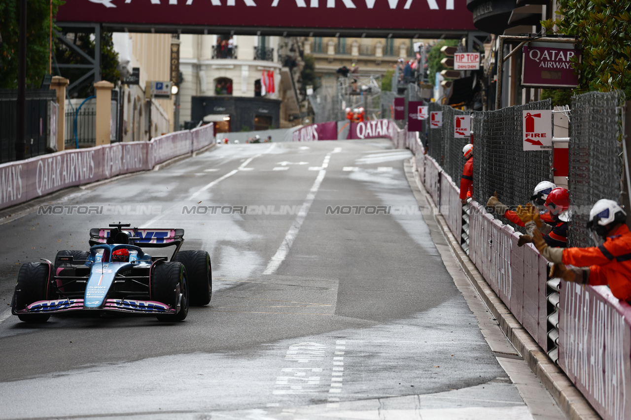 GP MONACO, Esteban Ocon (FRA) Alpine F1 Team A523 at the end of the race.

28.05.2023. Formula 1 World Championship, Rd 7, Monaco Grand Prix, Monte Carlo, Monaco, Gara Day.

 - www.xpbimages.com, EMail: requests@xpbimages.com ¬© Copyright: Coates / XPB Images