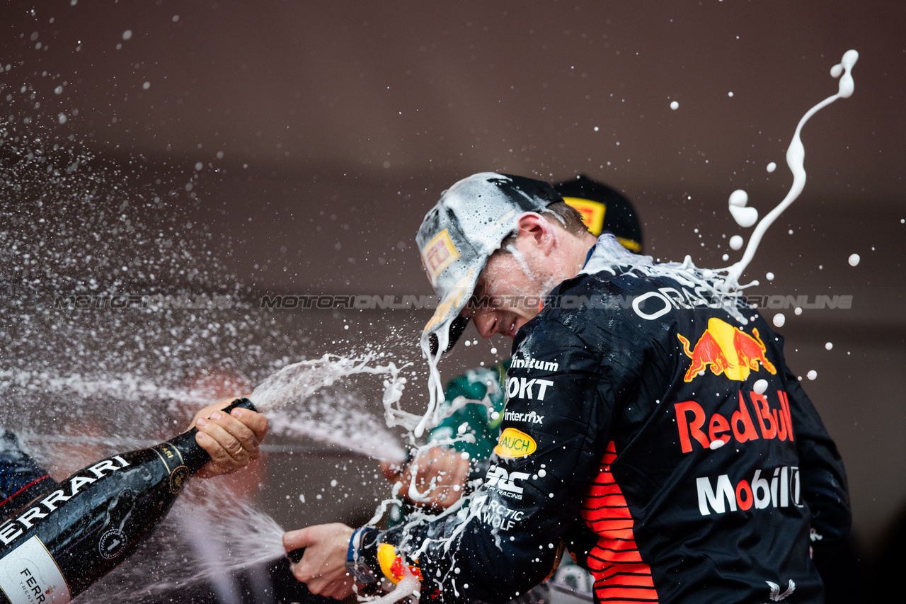 GP MONACO, Gara winner Max Verstappen (NLD) Red Bull Racing celebrates on the podium.

28.05.2023. Formula 1 World Championship, Rd 7, Monaco Grand Prix, Monte Carlo, Monaco, Gara Day.

- www.xpbimages.com, EMail: requests@xpbimages.com ¬© Copyright: Price / XPB Images