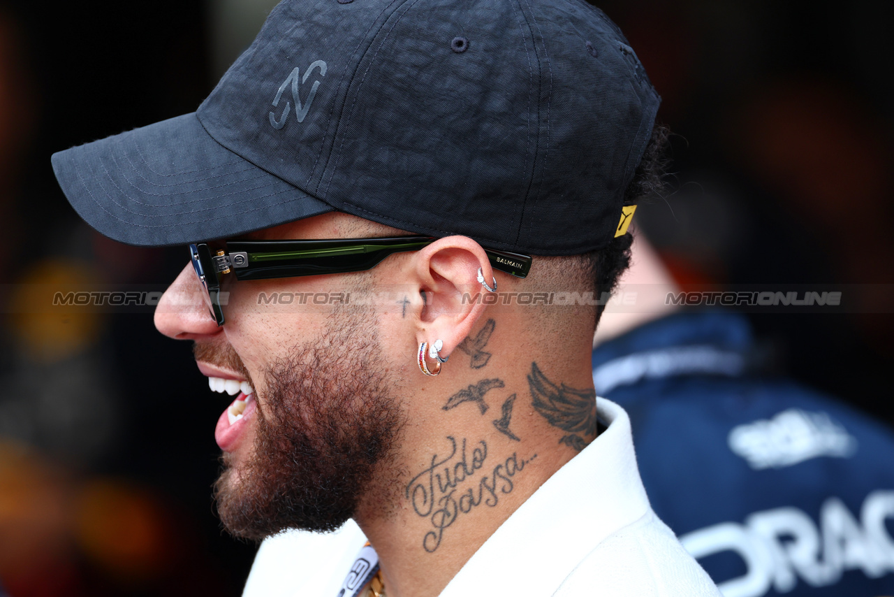 GP MONACO, Neymar (BRA) Football Player, with Red Bull Racing.

28.05.2023. Formula 1 World Championship, Rd 7, Monaco Grand Prix, Monte Carlo, Monaco, Gara Day.

 - www.xpbimages.com, EMail: requests@xpbimages.com ¬© Copyright: Coates / XPB Images