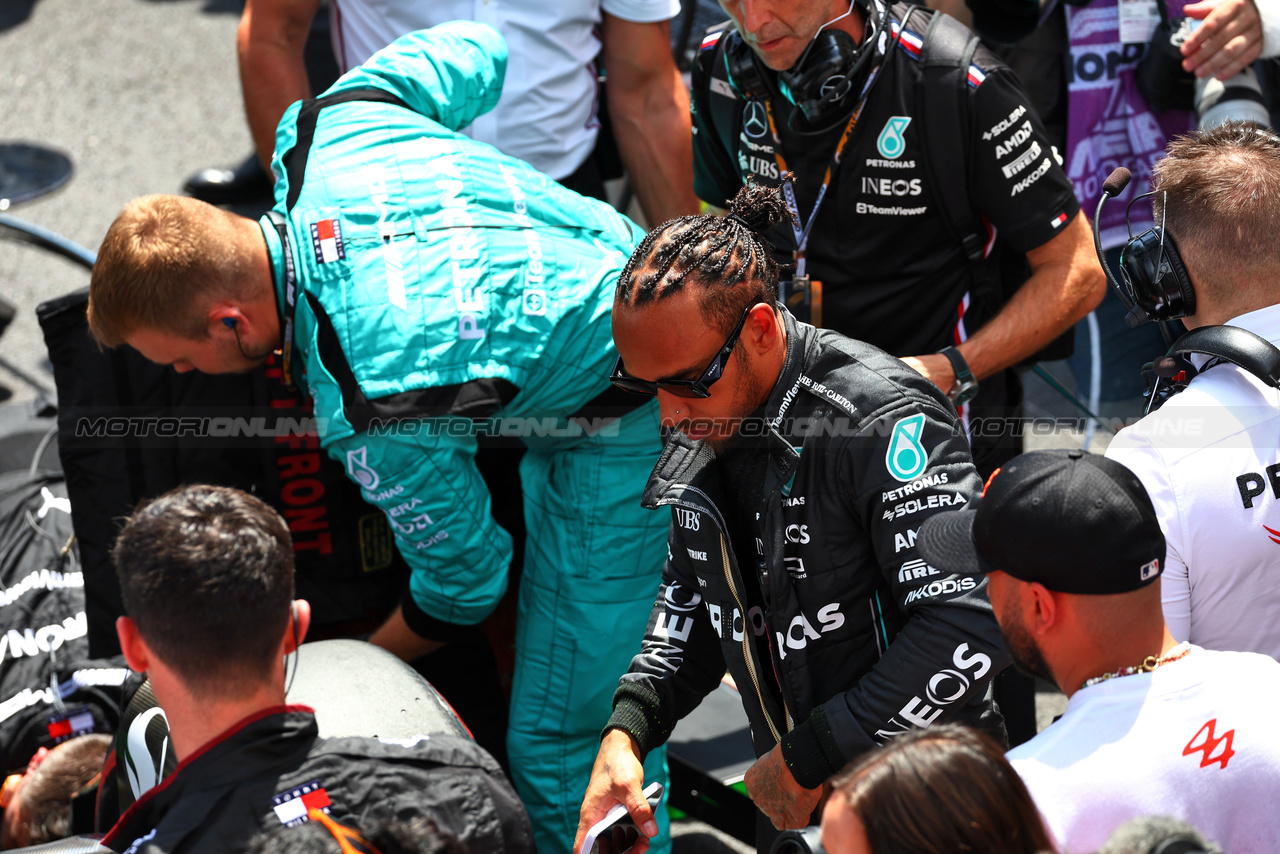 GP MONACO, Lewis Hamilton (GBR) Mercedes AMG F1 on the grid.

28.05.2023. Formula 1 World Championship, Rd 7, Monaco Grand Prix, Monte Carlo, Monaco, Gara Day.

 - www.xpbimages.com, EMail: requests@xpbimages.com ¬© Copyright: Coates / XPB Images