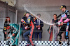 GP MONACO, The podium (L to R): Fernando Alonso (ESP) Aston Martin F1 Team, second; Max Verstappen (NLD) Red Bull Racing, vincitore; Esteban Ocon (FRA) Alpine F1 Team, third.
28.05.2023. Formula 1 World Championship, Rd 7, Monaco Grand Prix, Monte Carlo, Monaco, Gara Day.
- www.xpbimages.com, EMail: requests@xpbimages.com ¬© Copyright: Moy / XPB Images