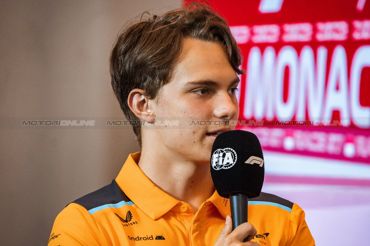 GP MONACO, Oscar Piastri (AUS) McLaren in the FIA Press Conference.

25.05.2023. Formula 1 World Championship, Rd 7, Monaco Grand Prix, Monte Carlo, Monaco, Preparation Day.

- www.xpbimages.com, EMail: requests@xpbimages.com ¬© Copyright: Bearne / XPB Images
