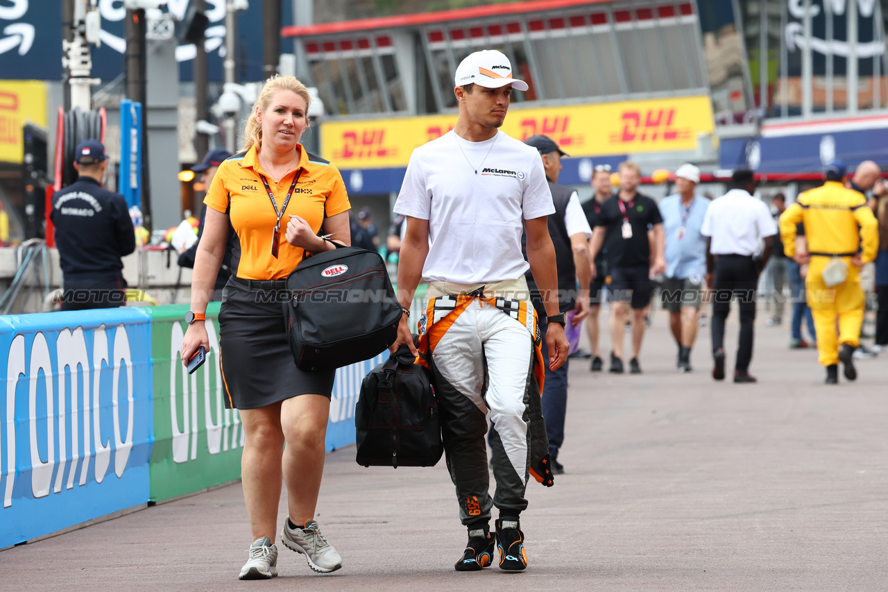 GP MONACO, (L to R): Sophie Ogg (GBR) McLaren Communications Director with Lando Norris (GBR) McLaren.

25.05.2023. Formula 1 World Championship, Rd 7, Monaco Grand Prix, Monte Carlo, Monaco, Preparation Day.

- www.xpbimages.com, EMail: requests@xpbimages.com ¬© Copyright: Batchelor / XPB Images