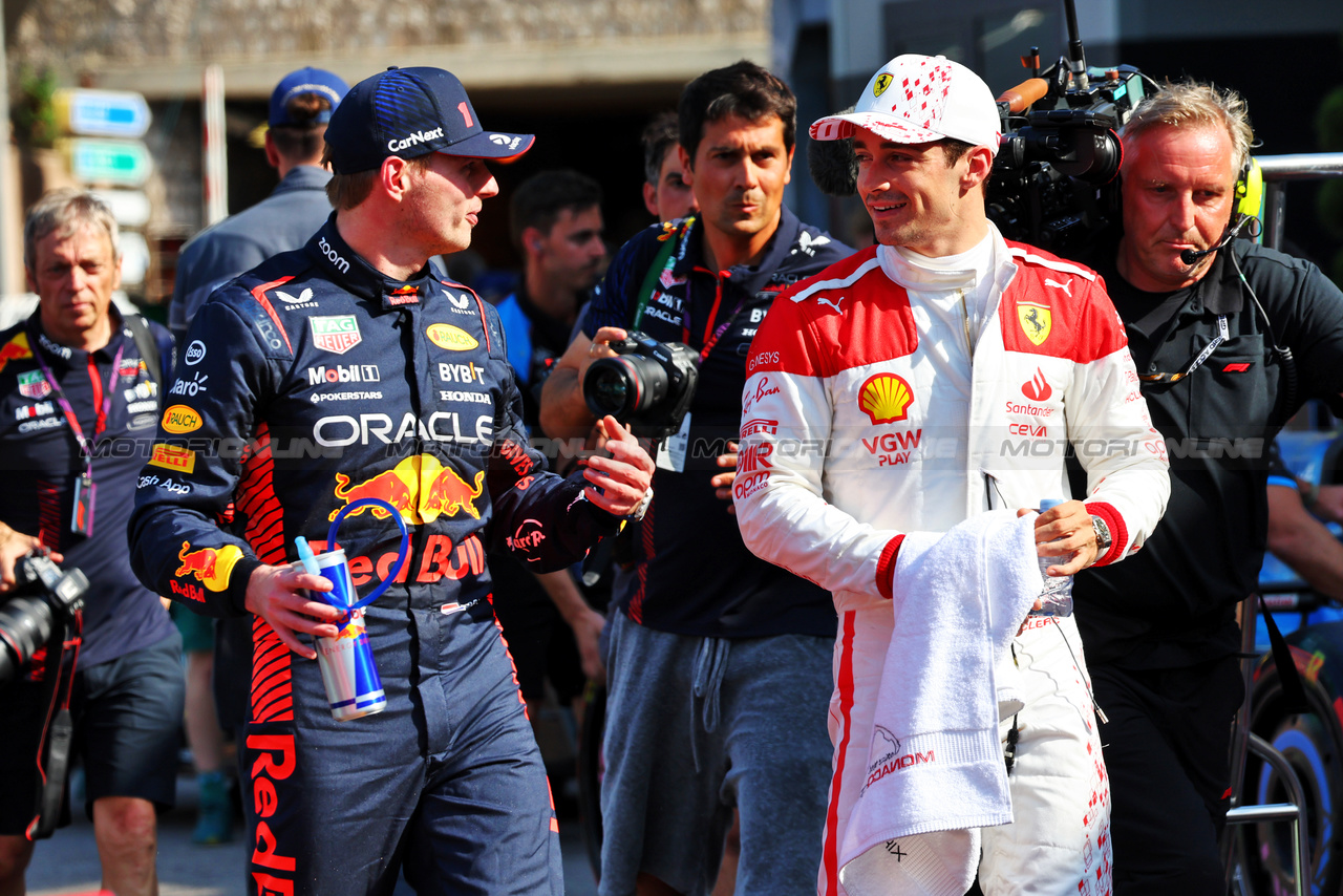 GP MONACO, (L to R): Pole sitter Max Verstappen (NLD) Red Bull Racing with third placed Charles Leclerc (MON) Ferrari in qualifying parc ferme.

27.05.2023. Formula 1 World Championship, Rd 7, Monaco Grand Prix, Monte Carlo, Monaco, Qualifiche Day.

- www.xpbimages.com, EMail: requests@xpbimages.com ¬© Copyright: Batchelor / XPB Images