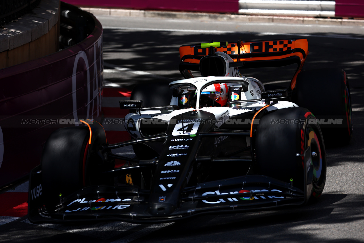GP MONACO, Lando Norris (GBR) McLaren MCL60.

27.05.2023. Formula 1 World Championship, Rd 7, Monaco Grand Prix, Monte Carlo, Monaco, Qualifiche Day.

 - www.xpbimages.com, EMail: requests@xpbimages.com ¬© Copyright: Coates / XPB Images