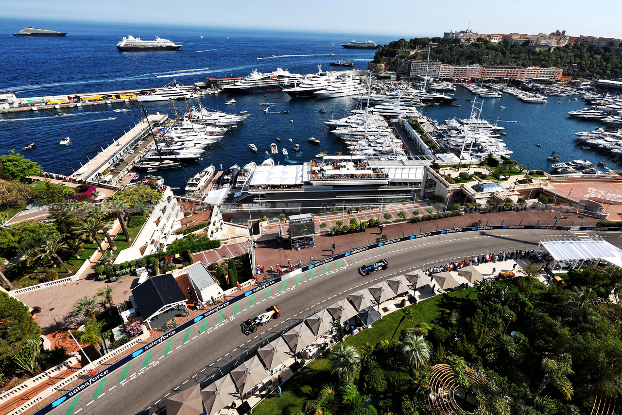 GP MONACO, Lando Norris (GBR) McLaren MCL60.

27.05.2023. Formula 1 World Championship, Rd 7, Monaco Grand Prix, Monte Carlo, Monaco, Qualifiche Day.

- www.xpbimages.com, EMail: requests@xpbimages.com ¬© Copyright: Moy / XPB Images