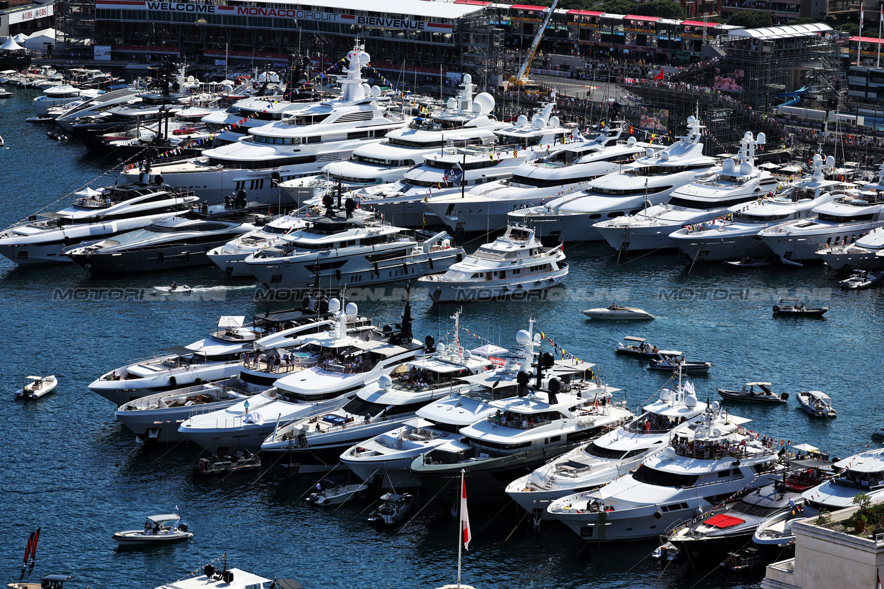 GP MONACO, Boats in the scenic Monaco Harbour.

27.05.2023. Formula 1 World Championship, Rd 7, Monaco Grand Prix, Monte Carlo, Monaco, Qualifiche Day.

- www.xpbimages.com, EMail: requests@xpbimages.com ¬© Copyright: Moy / XPB Images