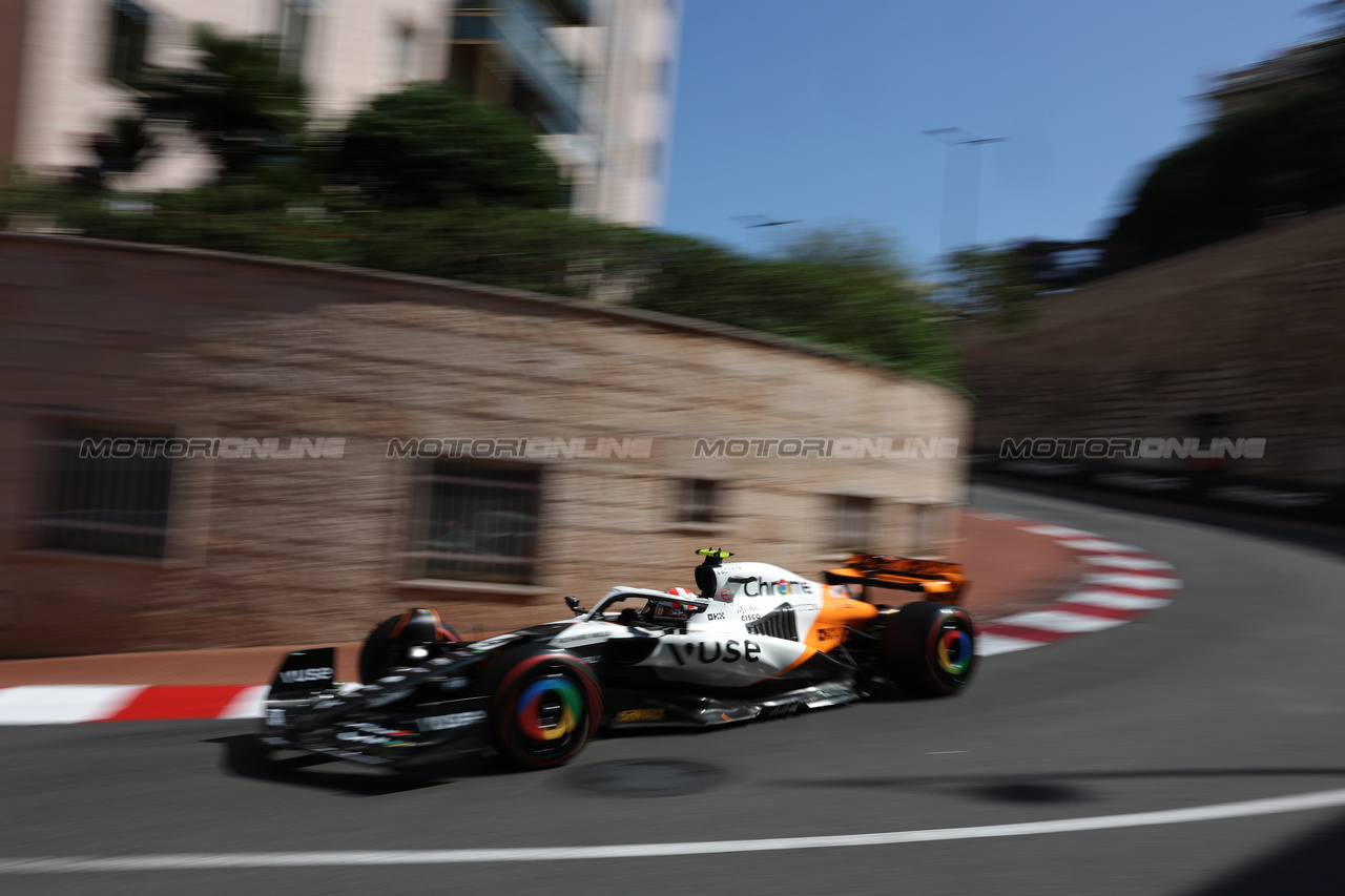 GP MONACO, Lando Norris (GBR) McLaren MCL60.

27.05.2023. Formula 1 World Championship, Rd 7, Monaco Grand Prix, Monte Carlo, Monaco, Qualifiche Day.

- www.xpbimages.com, EMail: requests@xpbimages.com ¬© Copyright: Bearne / XPB Images