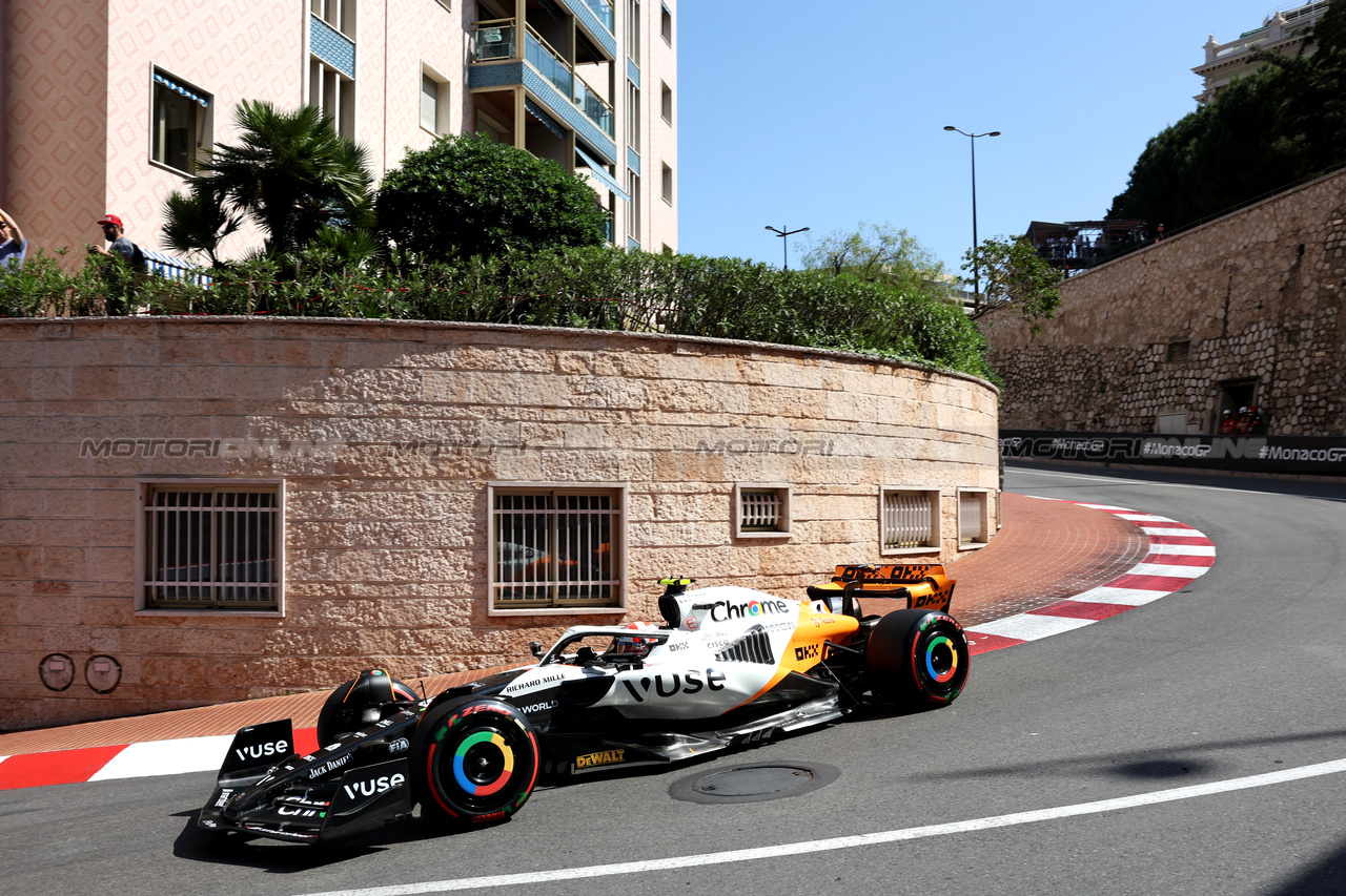 GP MONACO, Lando Norris (GBR) McLaren MCL60.

27.05.2023. Formula 1 World Championship, Rd 7, Monaco Grand Prix, Monte Carlo, Monaco, Qualifiche Day.

- www.xpbimages.com, EMail: requests@xpbimages.com ¬© Copyright: Bearne / XPB Images