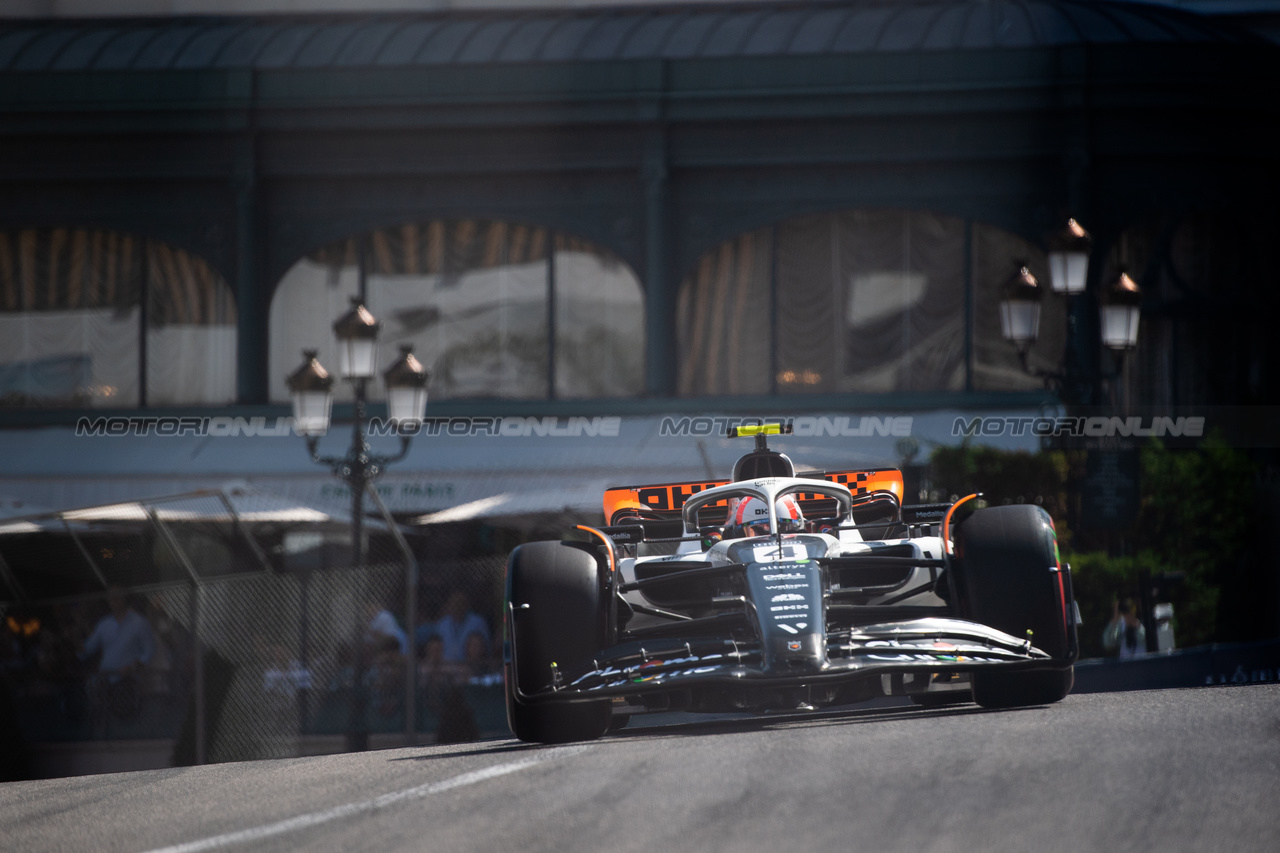 GP MONACO, Lando Norris (GBR) McLaren MCL60.

27.05.2023. Formula 1 World Championship, Rd 7, Monaco Grand Prix, Monte Carlo, Monaco, Qualifiche Day.

- www.xpbimages.com, EMail: requests@xpbimages.com ¬© Copyright: Price / XPB Images