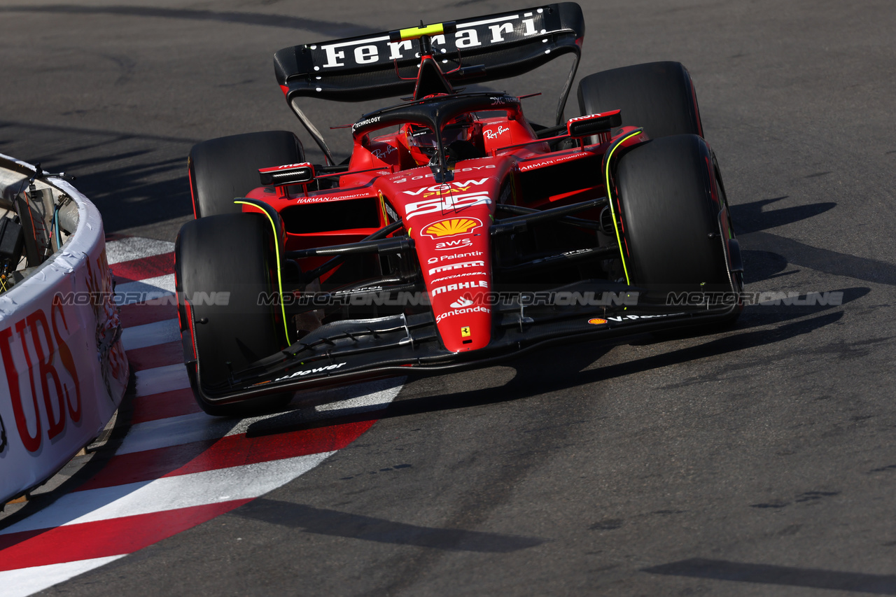 GP MONACO, Carlos Sainz Jr (ESP) Ferrari SF-23.

27.05.2023. Formula 1 World Championship, Rd 7, Monaco Grand Prix, Monte Carlo, Monaco, Qualifiche Day.

- www.xpbimages.com, EMail: requests@xpbimages.com ¬© Copyright: Batchelor / XPB Images