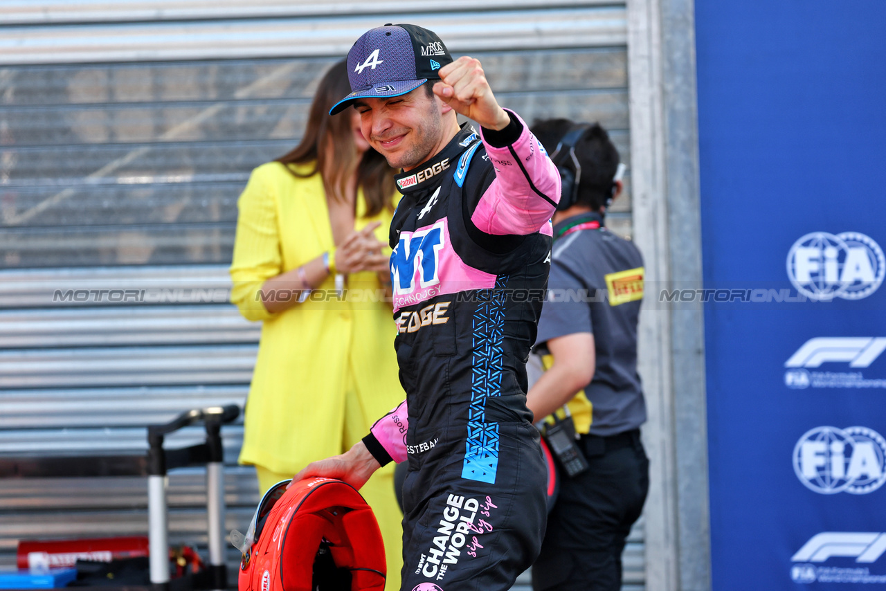 GP MONACO, Esteban Ocon (FRA) Alpine F1 Team celebrates his fourth position in qualifying parc ferme.

27.05.2023. Formula 1 World Championship, Rd 7, Monaco Grand Prix, Monte Carlo, Monaco, Qualifiche Day.

- www.xpbimages.com, EMail: requests@xpbimages.com ¬© Copyright: Batchelor / XPB Images