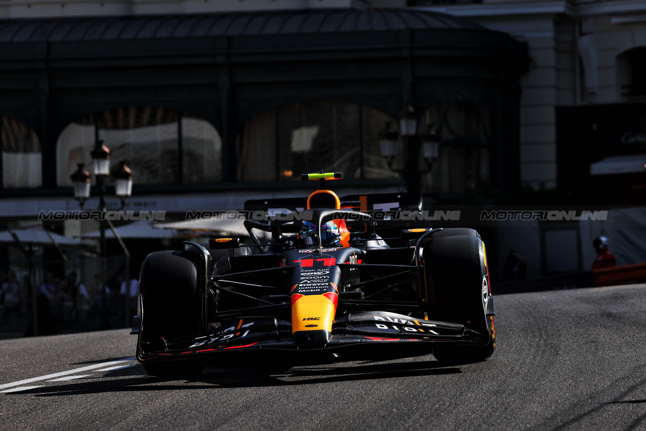 GP MONACO, Sergio Perez (MEX) Red Bull Racing RB19.

26.05.2023. Formula 1 World Championship, Rd 7, Monaco Grand Prix, Monte Carlo, Monaco, Practice Day.

- www.xpbimages.com, EMail: requests@xpbimages.com ¬© Copyright: Moy / XPB Images