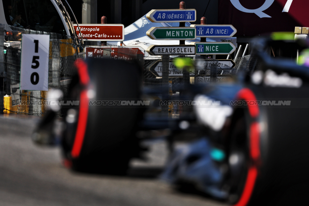 GP MONACO, Lewis Hamilton (GBR) Mercedes AMG F1 W14.

26.05.2023. Formula 1 World Championship, Rd 7, Monaco Grand Prix, Monte Carlo, Monaco, Practice Day.

- www.xpbimages.com, EMail: requests@xpbimages.com ¬© Copyright: Moy / XPB Images