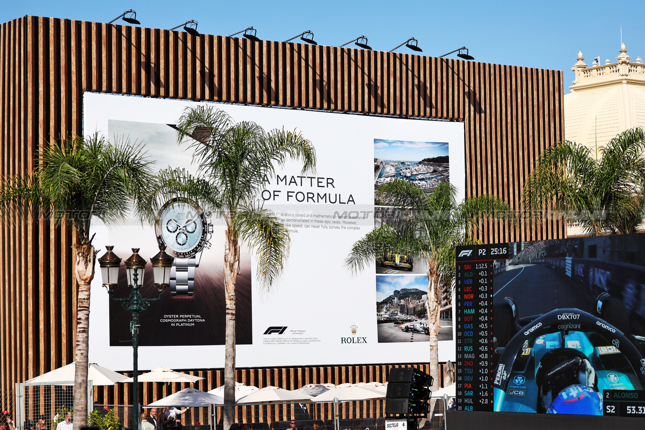 GP MONACO, Circuit Atmosfera - Rolex shop.

26.05.2023. Formula 1 World Championship, Rd 7, Monaco Grand Prix, Monte Carlo, Monaco, Practice Day.

- www.xpbimages.com, EMail: requests@xpbimages.com ¬© Copyright: Moy / XPB Images