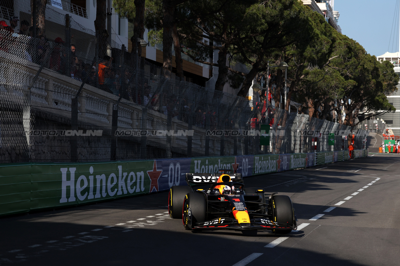 GP MONACO, Max Verstappen (NLD) Red Bull Racing RB19.

26.05.2023. Formula 1 World Championship, Rd 7, Monaco Grand Prix, Monte Carlo, Monaco, Practice Day.

- www.xpbimages.com, EMail: requests@xpbimages.com ¬© Copyright: Bearne / XPB Images