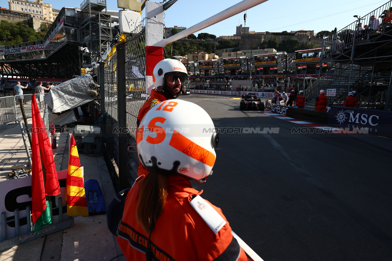 GP MONACO, Max Verstappen (NLD) Red Bull Racing RB19.

26.05.2023. Formula 1 World Championship, Rd 7, Monaco Grand Prix, Monte Carlo, Monaco, Practice Day.

 - www.xpbimages.com, EMail: requests@xpbimages.com ¬© Copyright: Coates / XPB Images