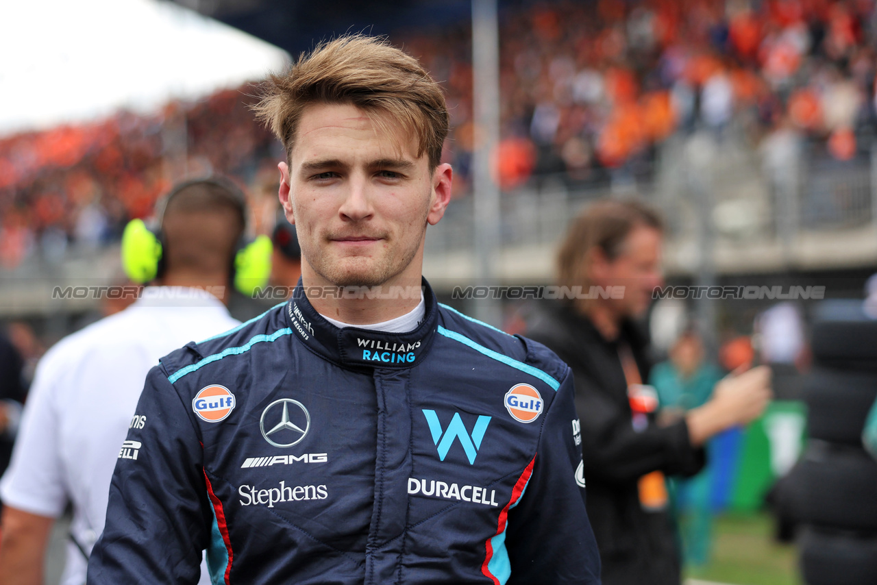 GP OLANDA, Logan Sargeant (USA) Williams Racing on the grid.

27.08.2023. Formula 1 World Championship, Rd 14, Dutch Grand Prix, Zandvoort, Netherlands, Gara Day.

- www.xpbimages.com, EMail: requests@xpbimages.com © Copyright: Bearne / XPB Images