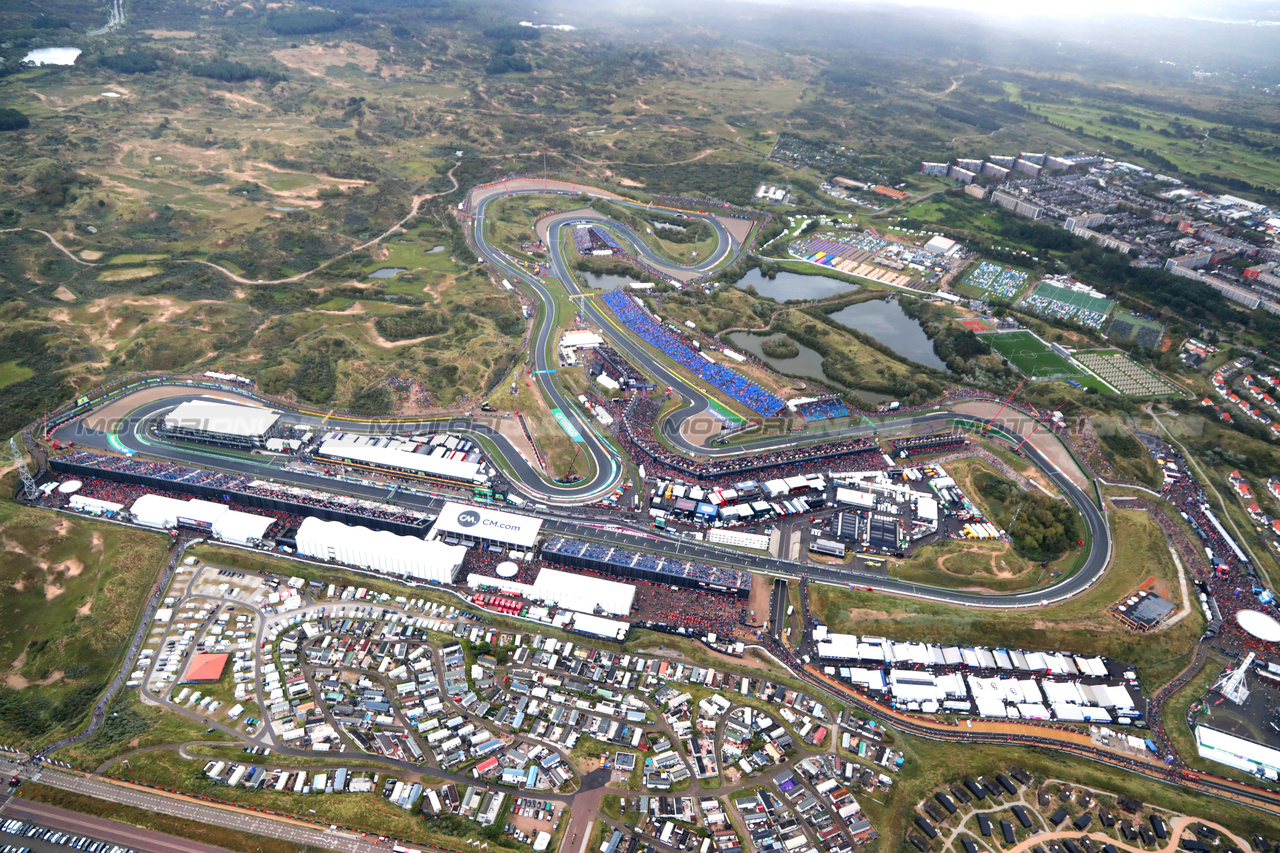 GP OLANDA, An aerial view of the circuit
27.08.2023. Formula 1 World Championship, Rd 14, Dutch Grand Prix, Zandvoort, Netherlands, Gara Day.
- www.xpbimages.com, EMail: requests@xpbimages.com © Copyright: XPB Images