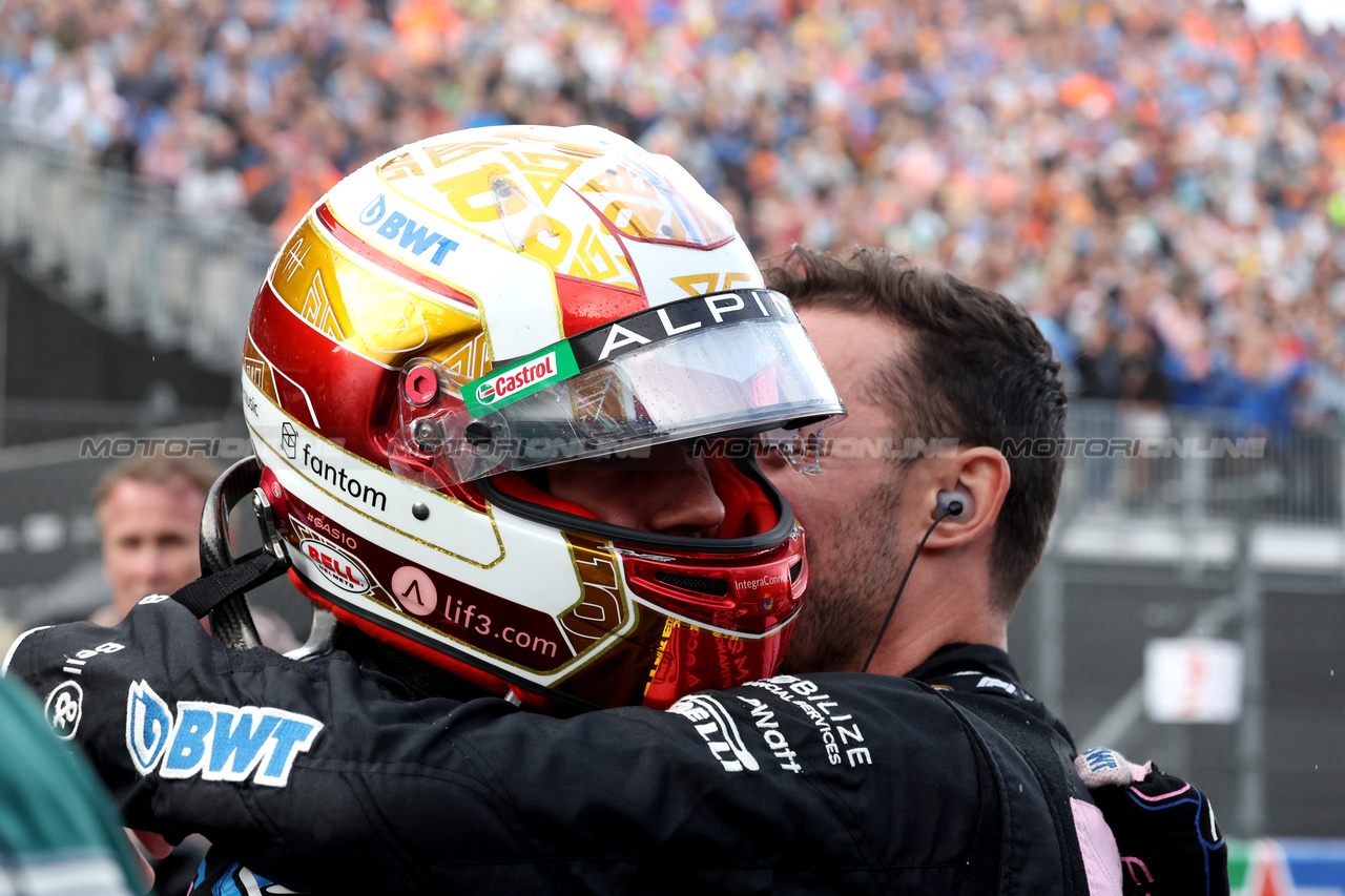 GP OLANDA, Third placed Pierre Gasly (FRA) Alpine F1 Team in parc ferme.

27.08.2023. Formula 1 World Championship, Rd 14, Dutch Grand Prix, Zandvoort, Netherlands, Gara Day.

- www.xpbimages.com, EMail: requests@xpbimages.com © Copyright: Bearne / XPB Images