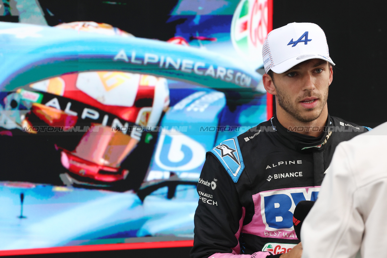 GP OLANDA, Third placed Pierre Gasly (FRA) Alpine F1 Team in parc ferme.

27.08.2023. Formula 1 World Championship, Rd 14, Dutch Grand Prix, Zandvoort, Netherlands, Gara Day.

- www.xpbimages.com, EMail: requests@xpbimages.com © Copyright: Bearne / XPB Images