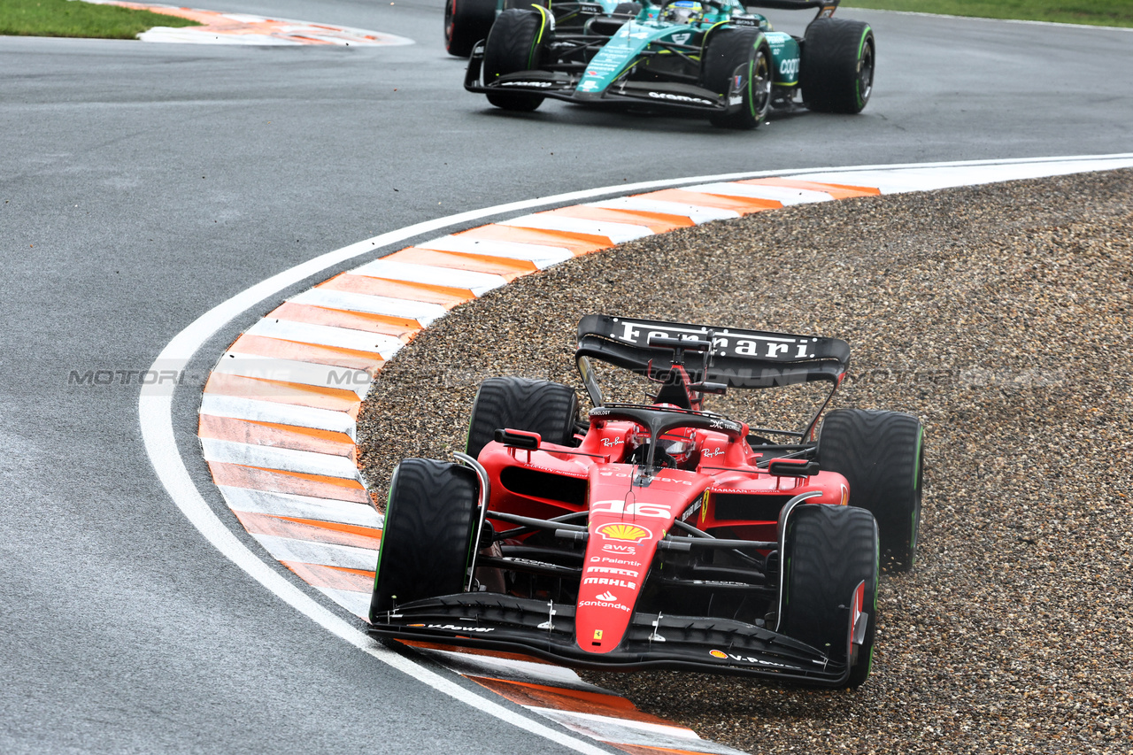 GP OLANDA, Charles Leclerc (MON) Ferrari SF-23 runs wide.

27.08.2023. Formula 1 World Championship, Rd 14, Dutch Grand Prix, Zandvoort, Netherlands, Gara Day.

- www.xpbimages.com, EMail: requests@xpbimages.com © Copyright: Charniaux / XPB Images