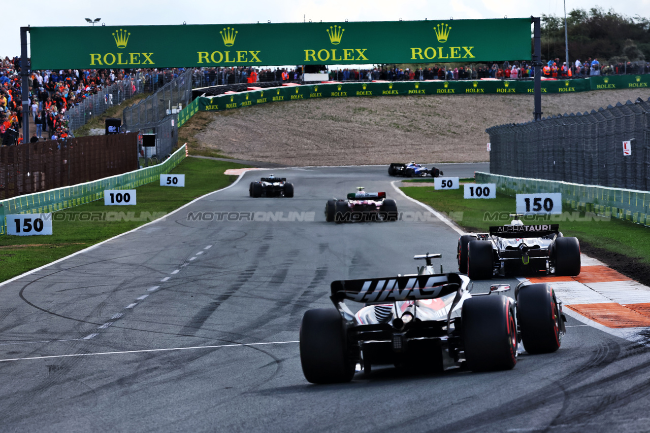 GP OLANDA, Kevin Magnussen (DEN) Haas VF-23.

27.08.2023. Formula 1 World Championship, Rd 14, Dutch Grand Prix, Zandvoort, Netherlands, Gara Day.

- www.xpbimages.com, EMail: requests@xpbimages.com © Copyright: Charniaux / XPB Images