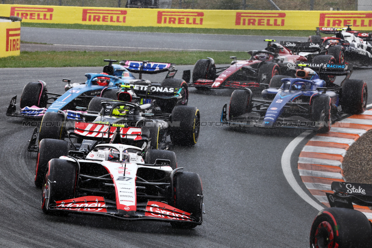 GP OLANDA, Nico Hulkenberg (GER) Haas VF-23.

27.08.2023. Formula 1 World Championship, Rd 14, Dutch Grand Prix, Zandvoort, Netherlands, Gara Day.

- www.xpbimages.com, EMail: requests@xpbimages.com © Copyright: Charniaux / XPB Images