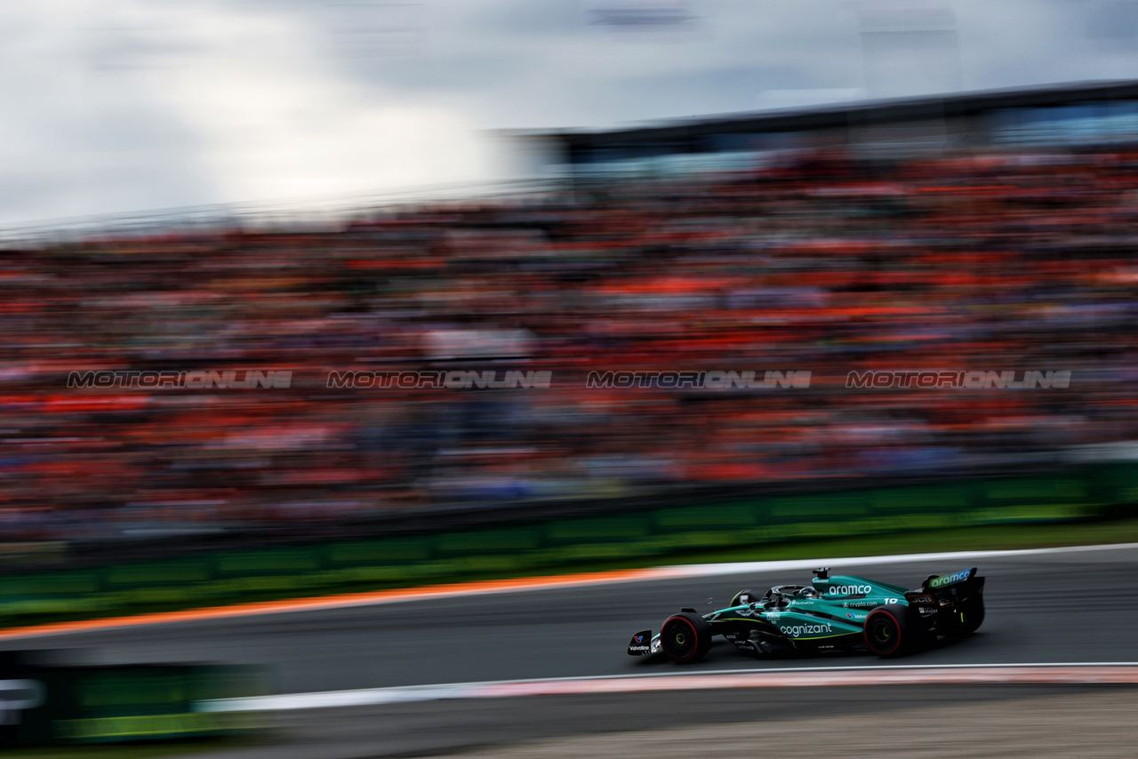 GP OLANDA, Lance Stroll (CDN) Aston Martin F1 Team AMR23.

27.08.2023. Formula 1 World Championship, Rd 14, Dutch Grand Prix, Zandvoort, Netherlands, Gara Day.

- www.xpbimages.com, EMail: requests@xpbimages.com © Copyright: Charniaux / XPB Images