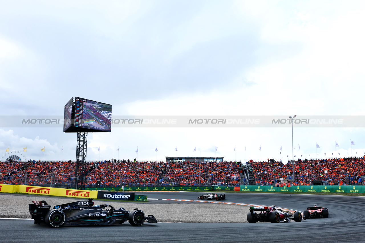 GP OLANDA, George Russell (GBR) Mercedes AMG F1 W14.

27.08.2023. Formula 1 World Championship, Rd 14, Dutch Grand Prix, Zandvoort, Netherlands, Gara Day.

- www.xpbimages.com, EMail: requests@xpbimages.com © Copyright: Charniaux / XPB Images