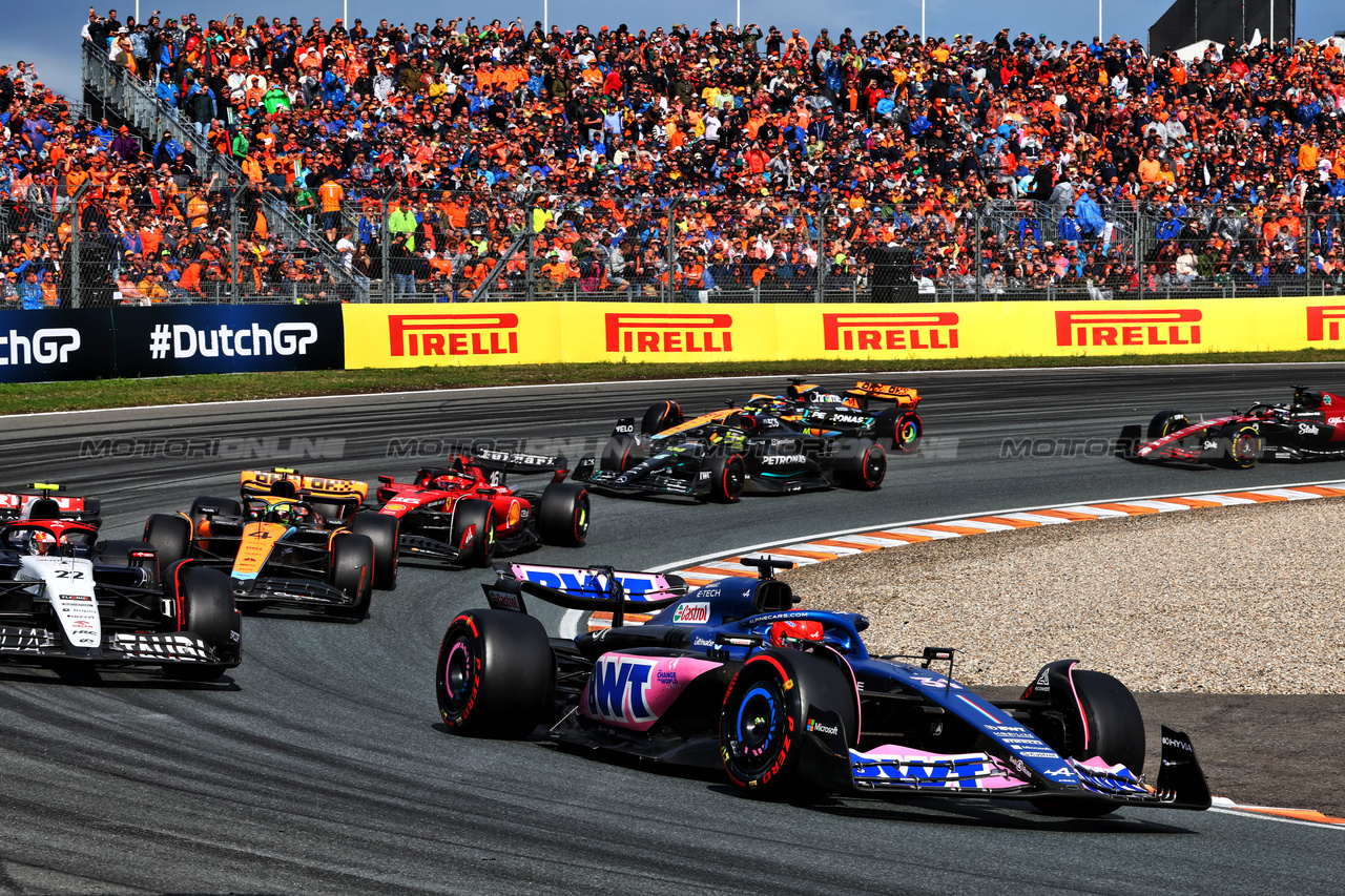 GP OLANDA, Esteban Ocon (FRA) Alpine F1 Team A523.

27.08.2023. Formula 1 World Championship, Rd 14, Dutch Grand Prix, Zandvoort, Netherlands, Gara Day.

- www.xpbimages.com, EMail: requests@xpbimages.com © Copyright: Charniaux / XPB Images