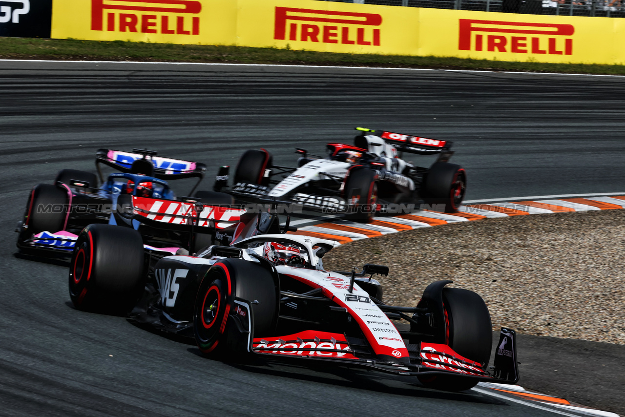 GP OLANDA, Kevin Magnussen (DEN) Haas VF-23.

27.08.2023. Formula 1 World Championship, Rd 14, Dutch Grand Prix, Zandvoort, Netherlands, Gara Day.

- www.xpbimages.com, EMail: requests@xpbimages.com © Copyright: Charniaux / XPB Images