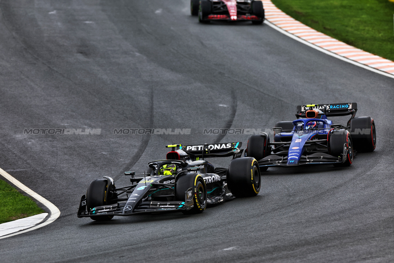 GP OLANDA, Lewis Hamilton (GBR) Mercedes AMG F1 W14.

27.08.2023. Formula 1 World Championship, Rd 14, Dutch Grand Prix, Zandvoort, Netherlands, Gara Day.

 - www.xpbimages.com, EMail: requests@xpbimages.com © Copyright: Staley / XPB Images