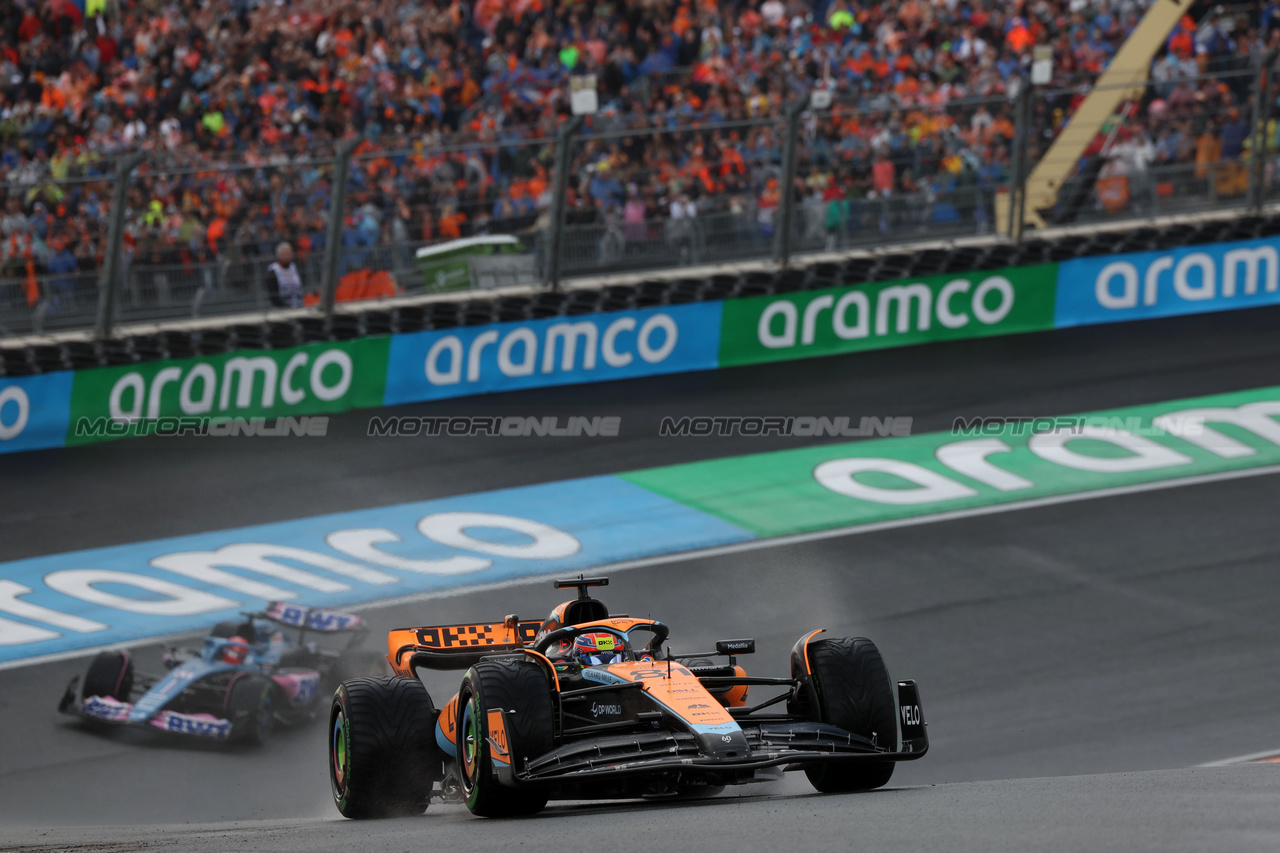 GP OLANDA, Oscar Piastri (AUS) McLaren MCL60.

27.08.2023. Formula 1 World Championship, Rd 14, Dutch Grand Prix, Zandvoort, Netherlands, Gara Day.

 - www.xpbimages.com, EMail: requests@xpbimages.com © Copyright: Staley / XPB Images