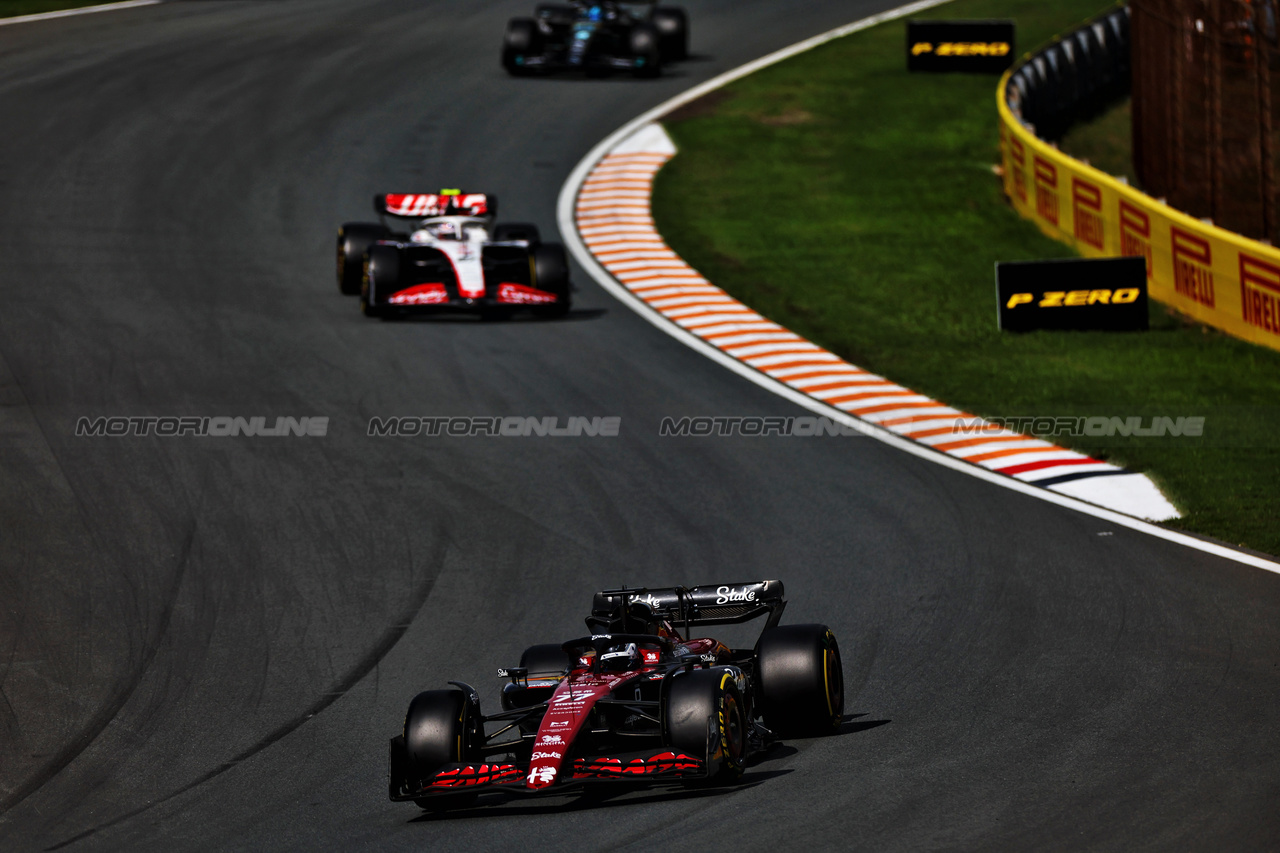 GP OLANDA, Valtteri Bottas (FIN) Alfa Romeo F1 Team C43.

27.08.2023. Formula 1 World Championship, Rd 14, Dutch Grand Prix, Zandvoort, Netherlands, Gara Day.

 - www.xpbimages.com, EMail: requests@xpbimages.com © Copyright: Staley / XPB Images