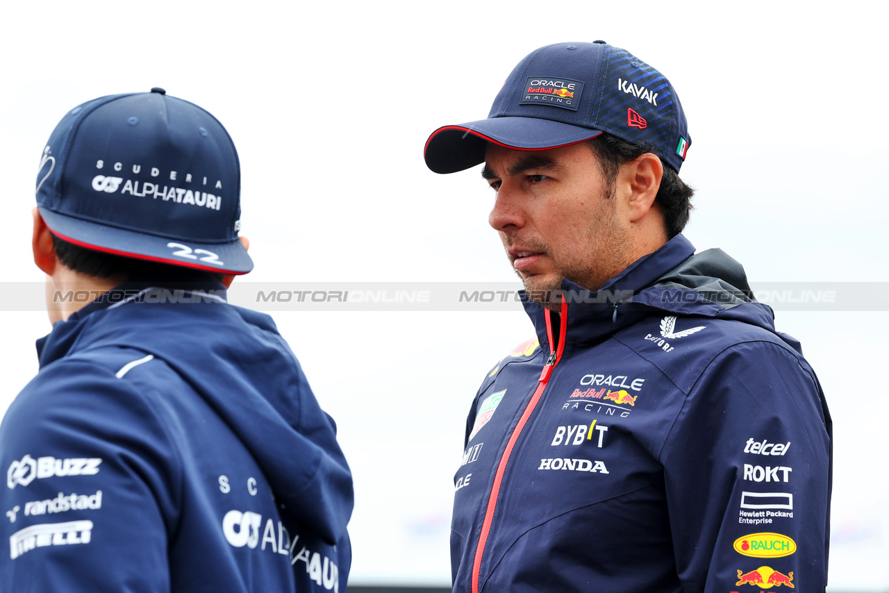 GP OLANDA, Sergio Perez (MEX) Red Bull Racing on the drivers' parade.

27.08.2023. Formula 1 World Championship, Rd 14, Dutch Grand Prix, Zandvoort, Netherlands, Gara Day.

 - www.xpbimages.com, EMail: requests@xpbimages.com © Copyright: Coates / XPB Images