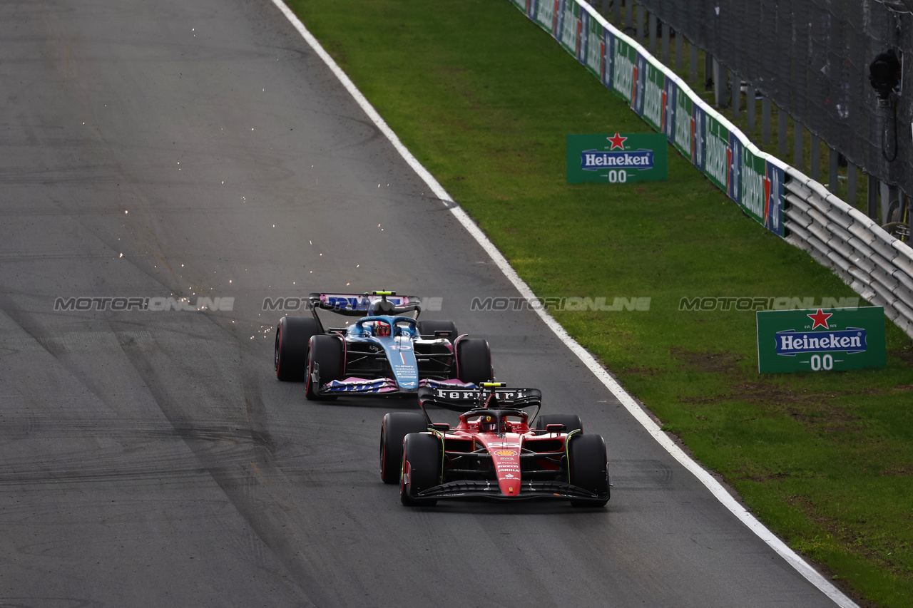 GP OLANDA, Carlos Sainz Jr (ESP) Ferrari SF-23.

27.08.2023. Formula 1 World Championship, Rd 14, Dutch Grand Prix, Zandvoort, Netherlands, Gara Day.

 - www.xpbimages.com, EMail: requests@xpbimages.com © Copyright: Coates / XPB Images