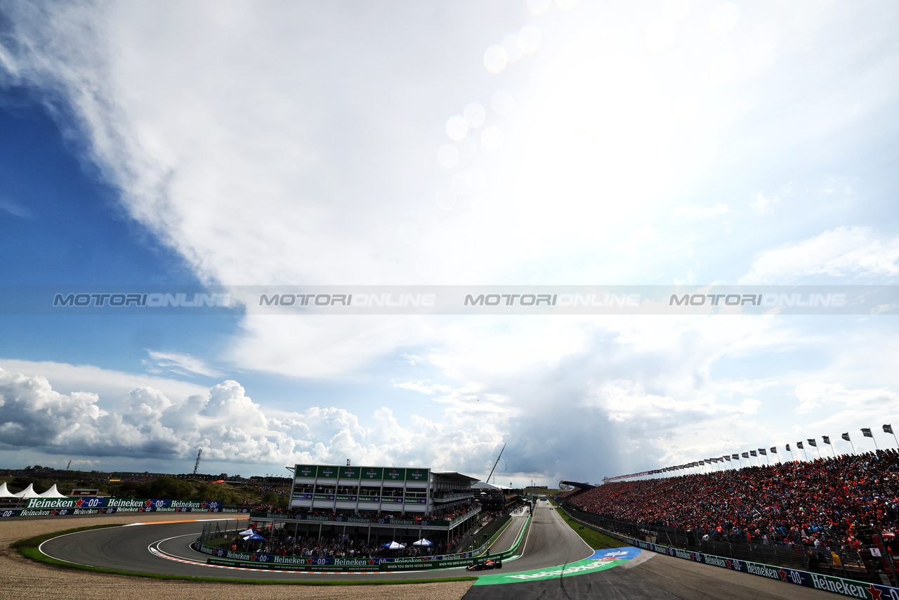 GP OLANDA, Max Verstappen (NLD) Red Bull Racing RB19.

27.08.2023. Formula 1 World Championship, Rd 14, Dutch Grand Prix, Zandvoort, Netherlands, Gara Day.

 - www.xpbimages.com, EMail: requests@xpbimages.com © Copyright: Coates / XPB Images