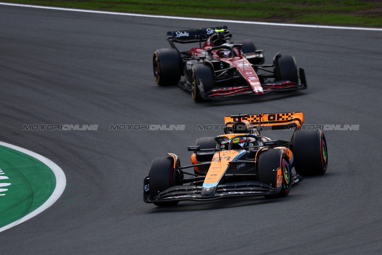 GP OLANDA, Lando Norris (GBR) McLaren MCL60.

27.08.2023. Formula 1 World Championship, Rd 14, Dutch Grand Prix, Zandvoort, Netherlands, Gara Day.

 - www.xpbimages.com, EMail: requests@xpbimages.com © Copyright: Coates / XPB Images