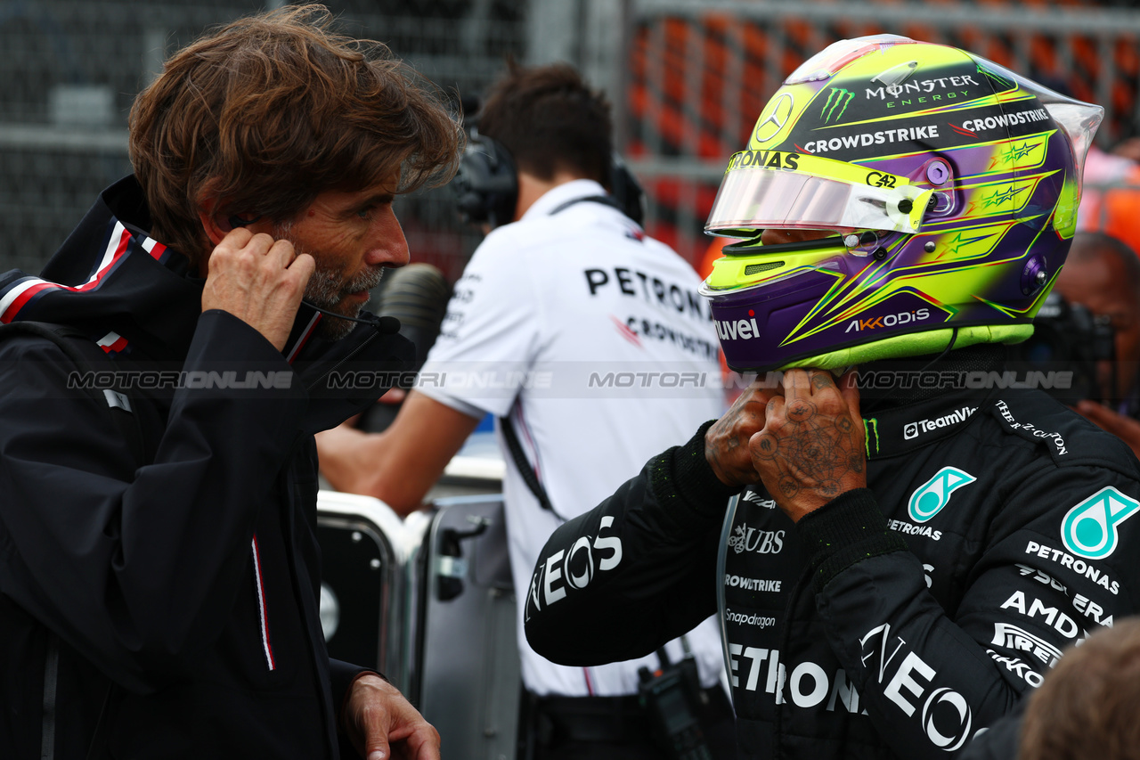 GP OLANDA, Lewis Hamilton (GBR) Mercedes AMG F1 on the grid.

27.08.2023. Formula 1 World Championship, Rd 14, Dutch Grand Prix, Zandvoort, Netherlands, Gara Day.

 - www.xpbimages.com, EMail: requests@xpbimages.com © Copyright: Coates / XPB Images
