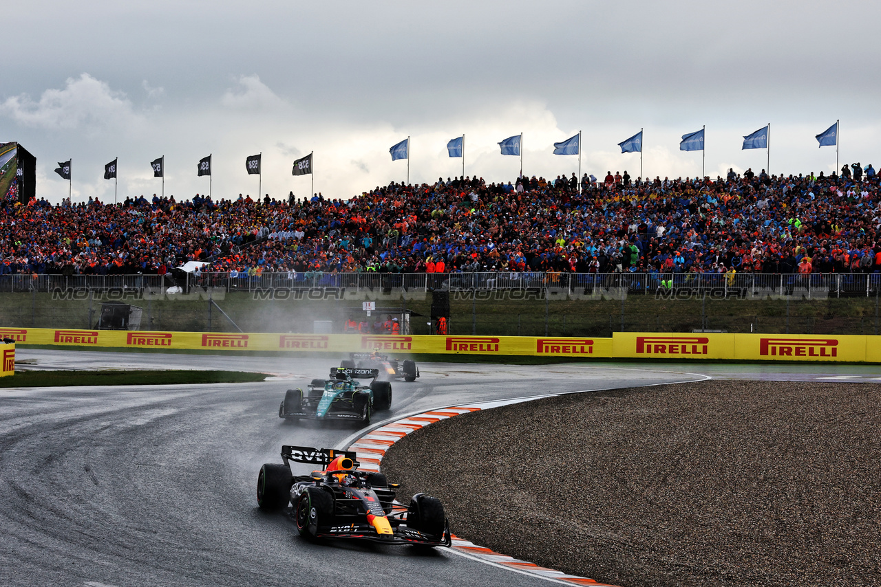 GP OLANDA, Max Verstappen (NLD) Red Bull Racing RB19.

27.08.2023. Formula 1 World Championship, Rd 14, Dutch Grand Prix, Zandvoort, Netherlands, Gara Day.

- www.xpbimages.com, EMail: requests@xpbimages.com © Copyright: Moy / XPB Images