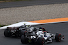 GP OLANDA, Lewis Hamilton (GBR) Mercedes AMG F1 W14 e Yuki Tsunoda (JPN) AlphaTauri AT04 battle for position.
27.08.2023. Formula 1 World Championship, Rd 14, Dutch Grand Prix, Zandvoort, Netherlands, Gara Day.
 - www.xpbimages.com, EMail: requests@xpbimages.com © Copyright: Coates / XPB Images