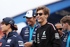 GP OLANDA, Alexander Albon (THA) Williams Racing with George Russell (GBR) Mercedes AMG F1 on the drivers' parade.
27.08.2023. Formula 1 World Championship, Rd 14, Dutch Grand Prix, Zandvoort, Netherlands, Gara Day.
 - www.xpbimages.com, EMail: requests@xpbimages.com © Copyright: Staley / XPB Images