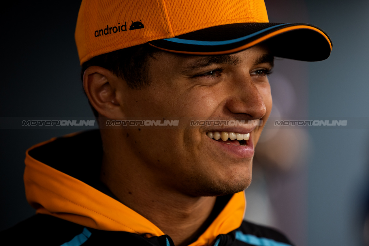 GP OLANDA, Lando Norris (GBR) McLaren.

24.08.2023. Formula 1 World Championship, Rd 14, Dutch Grand Prix, Zandvoort, Netherlands, Preparation Day.

 - www.xpbimages.com, EMail: requests@xpbimages.com © Copyright: Staley / XPB Images